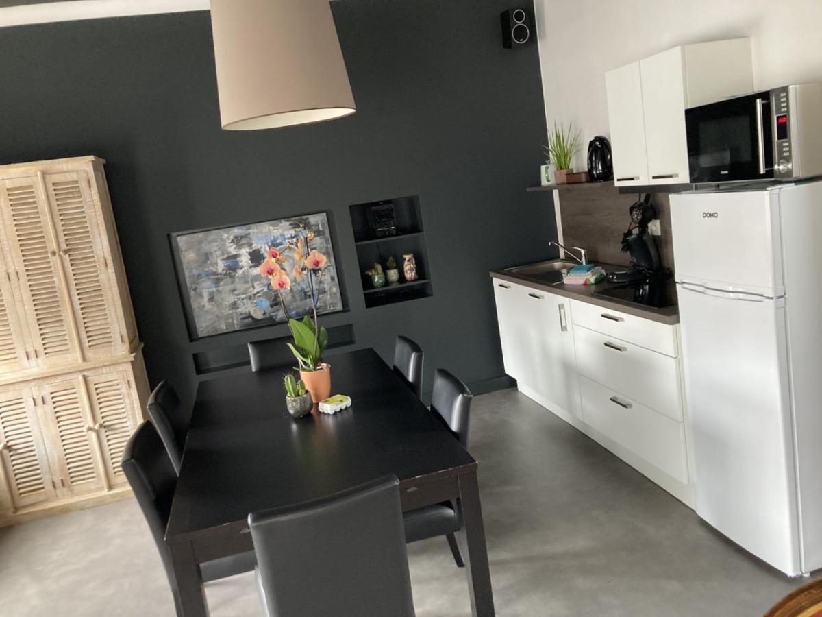 L'Amarante Chambres D'Hotes Ou Gite Citadin Theux Ngoại thất bức ảnh
